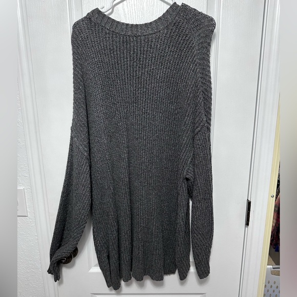 American Eagle Outfitters Dark Gray Crew Neck Sweater - Picture 3 of 3